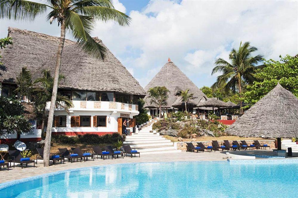 Hotel Karafuu Beach Resort Pingwe Exterior photo